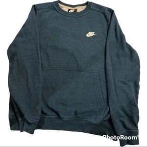 🎊Host Pick🎊Boys Nike Crewneck